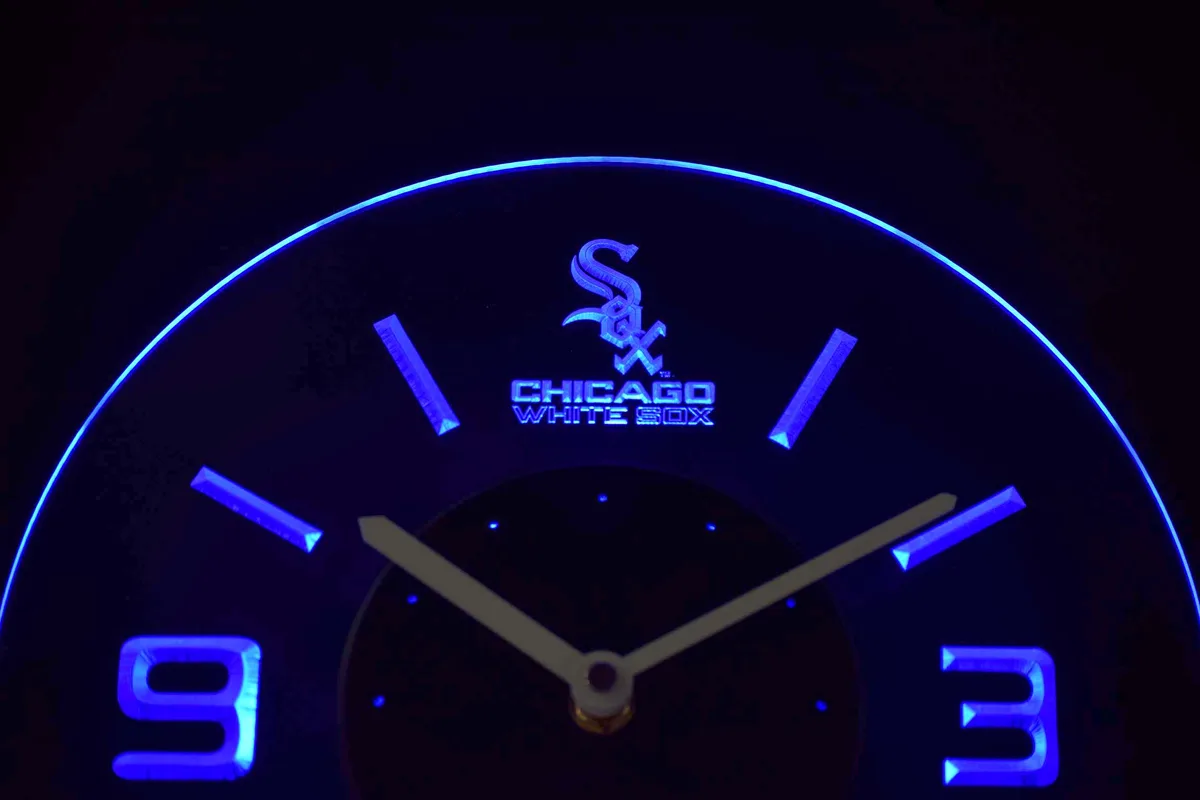 Chicago White Sox Modern LED Neon Wall Clock