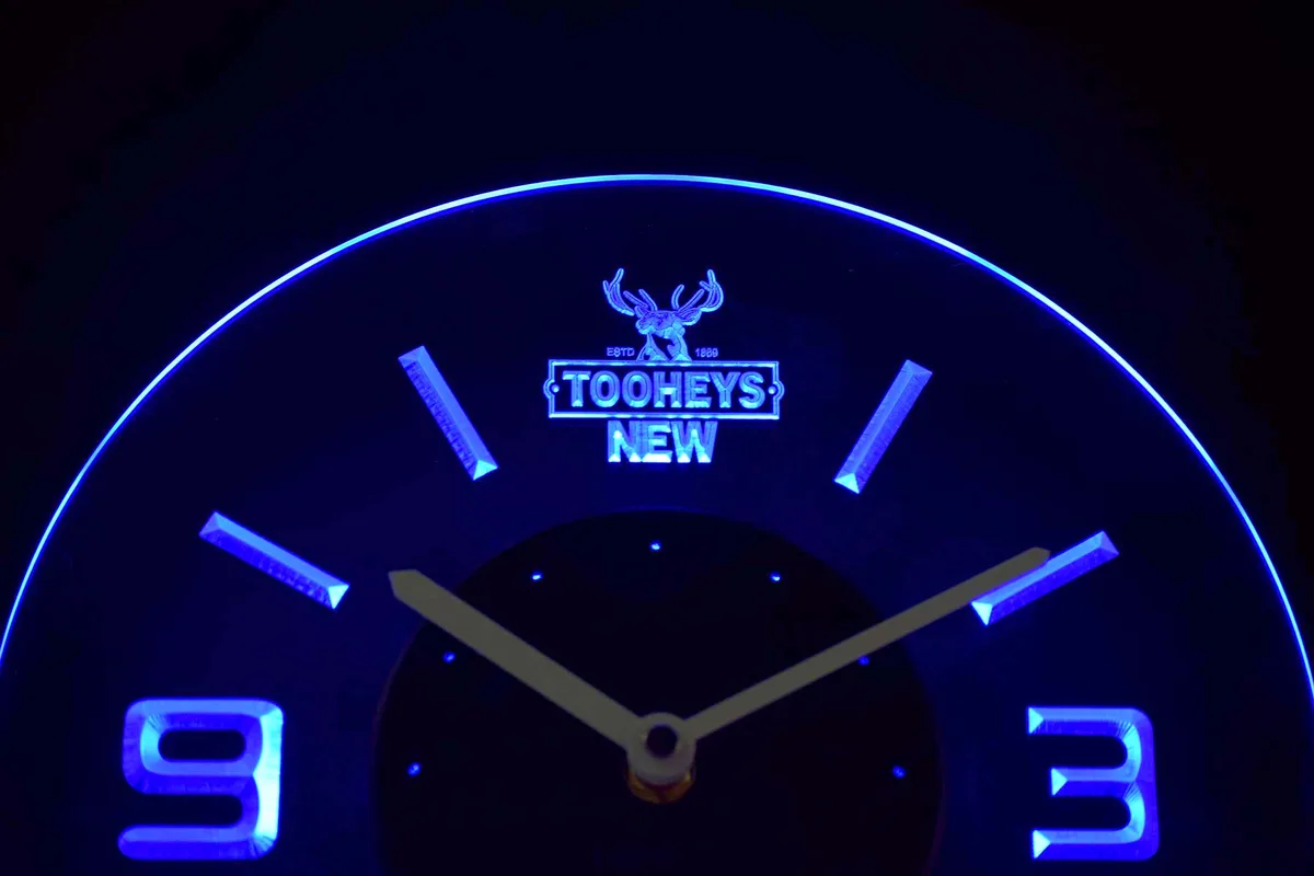 Tooheys New Modern LED Neon Wall Clock