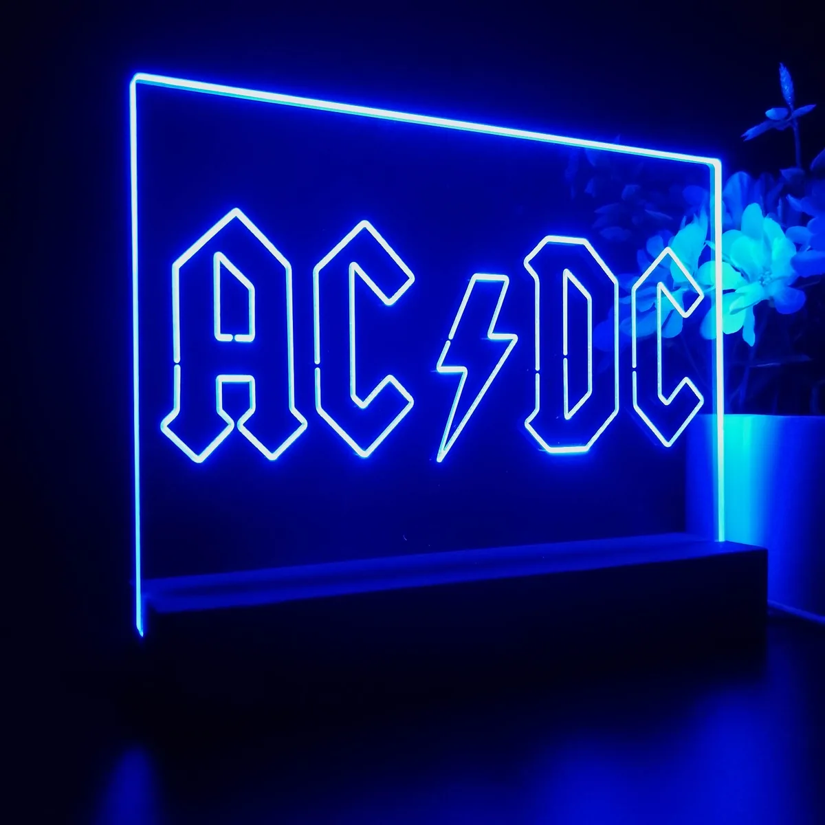 AC-DC Logo 1 LED Desk Light