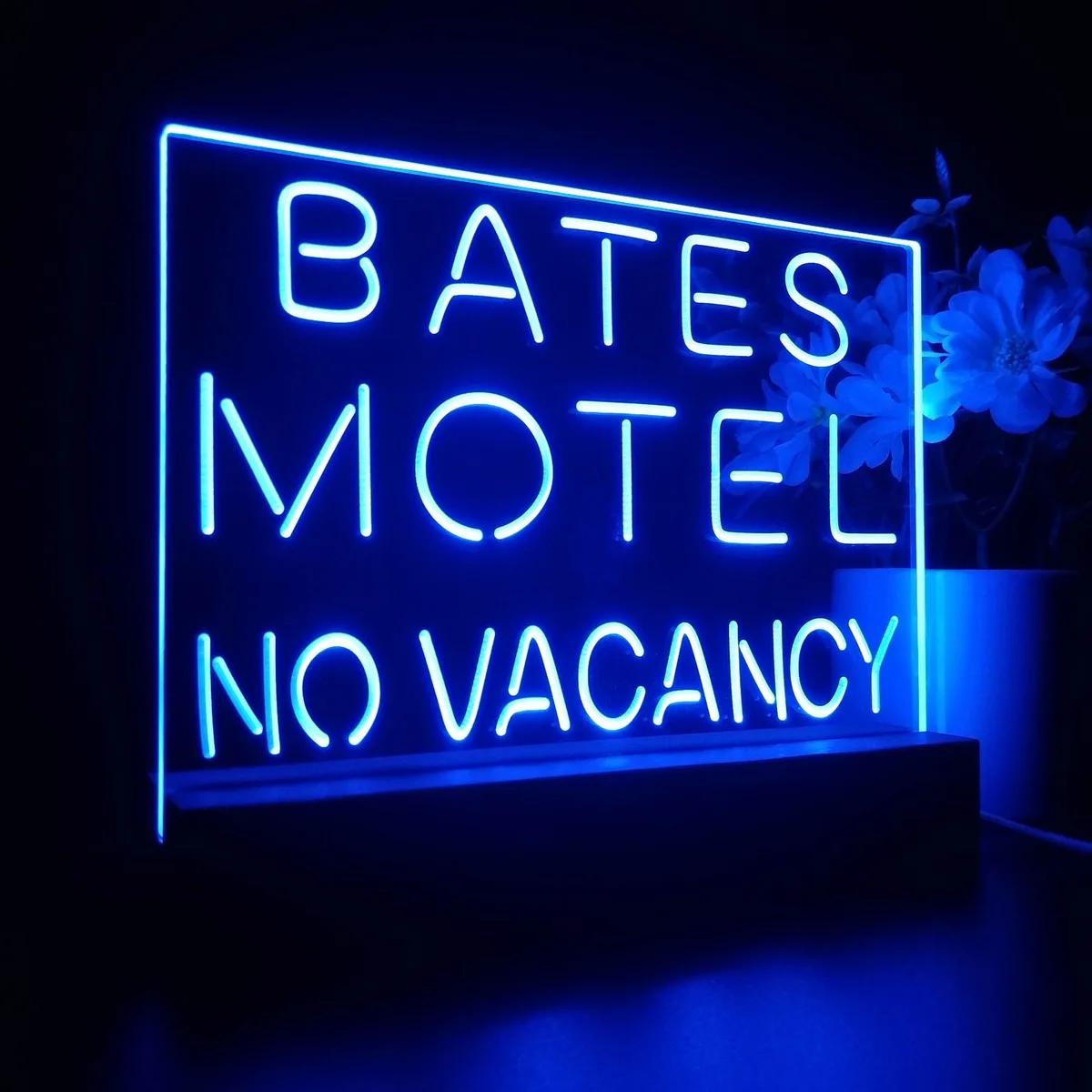 Bates Motel No Vacancy LED Desk Light