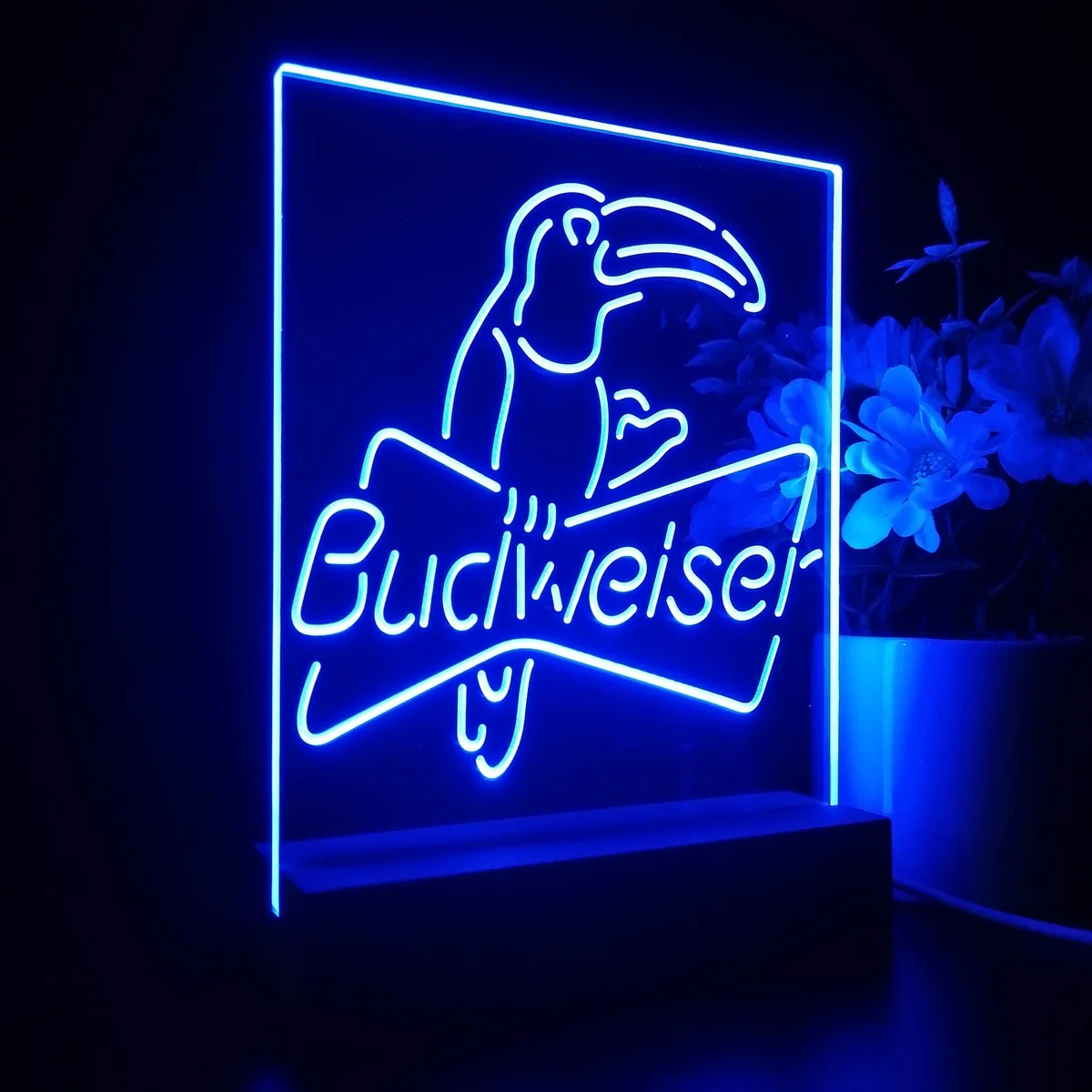 Budweiser Parrot LED Desk Light