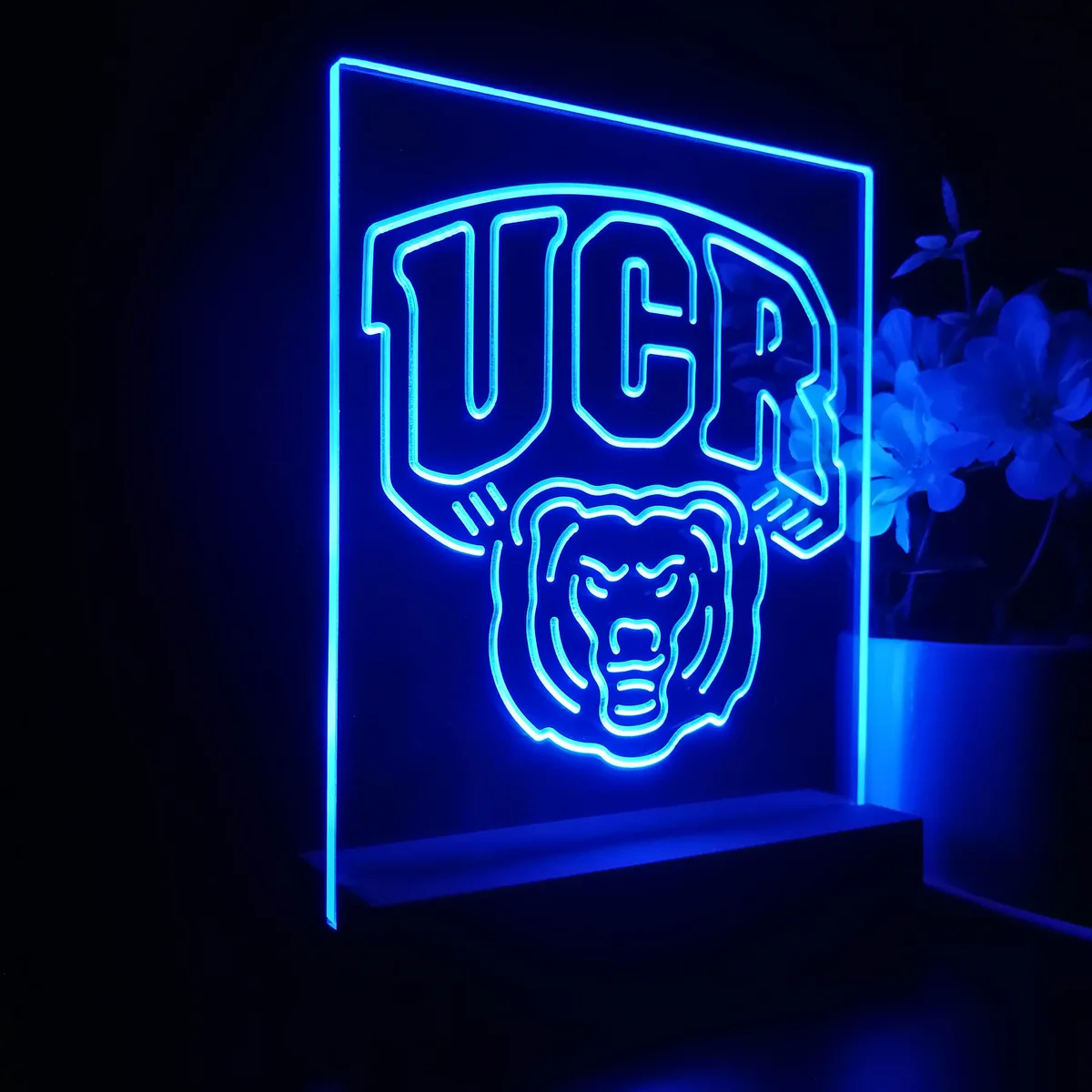 California Riverside Highlanders Logo LED Desk Light
