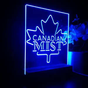 Canadian Mist Maple Leaf LED Desk Light