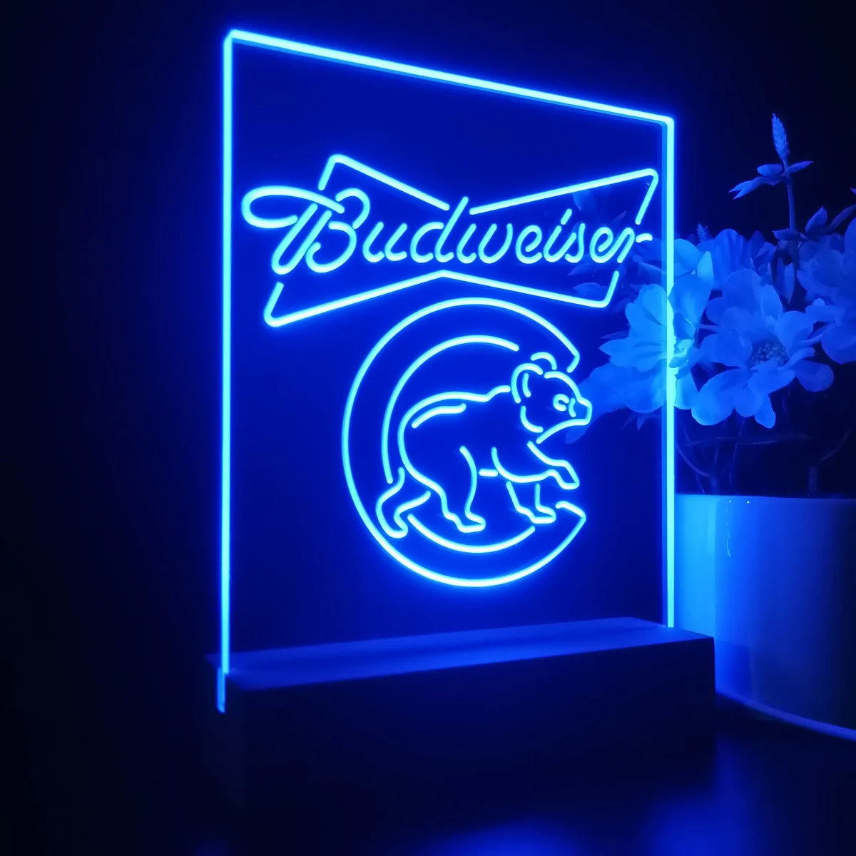 Chicago Cubs Budweiser LED Desk Light
