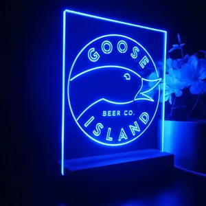 Goose Island Beer Co. Logo LED Desk Light