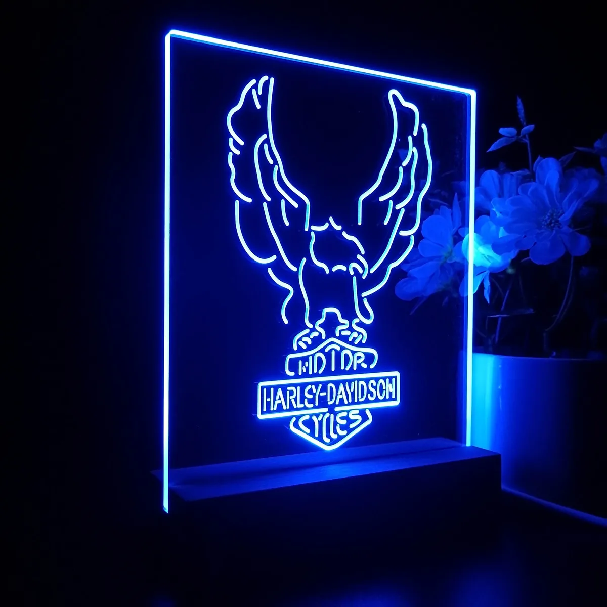 Harley Davidson Up Wing Eagle LED Desk Light