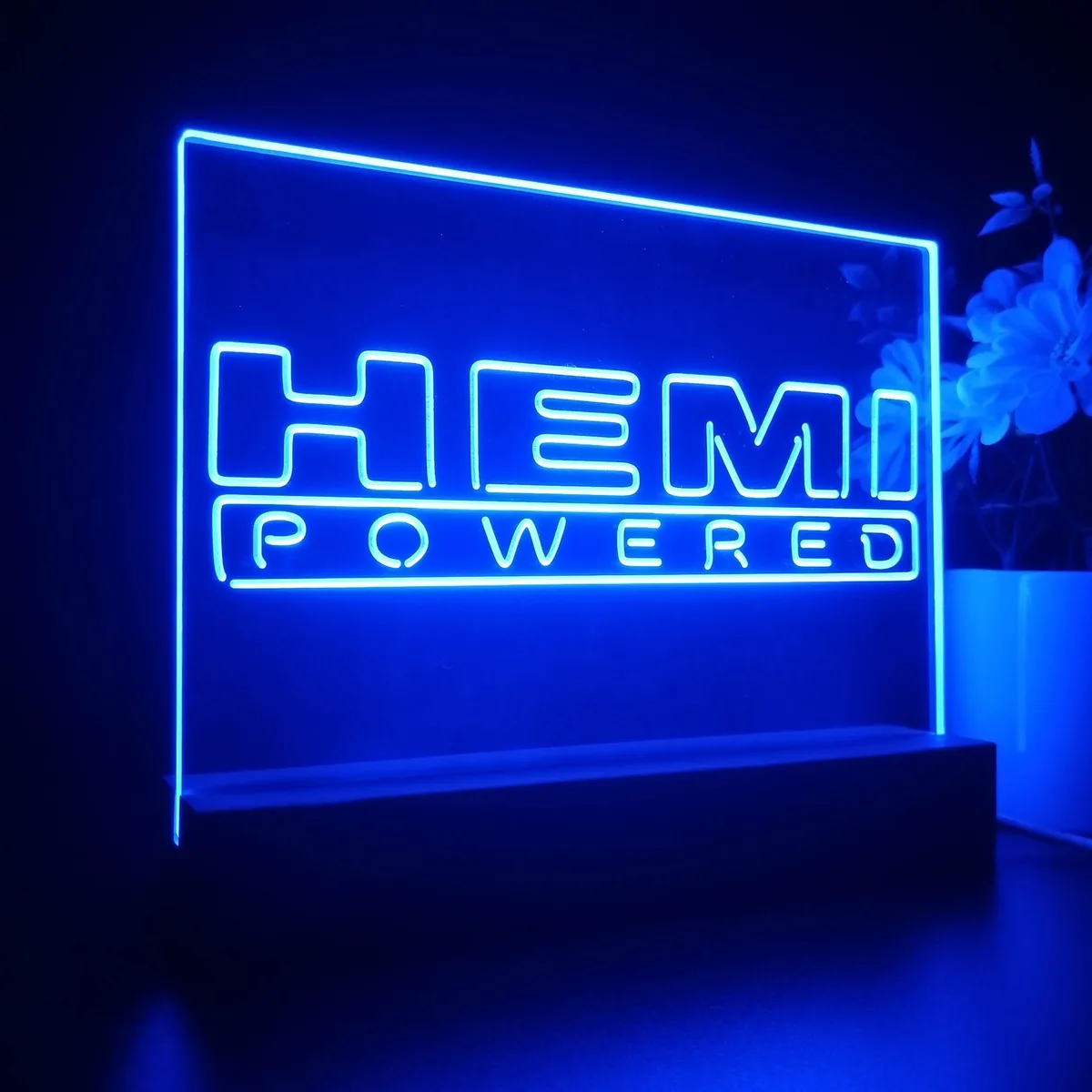 Hemi Powered LED Desk Light