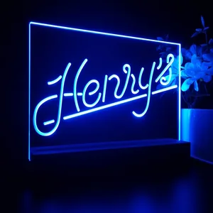 Henry's LED Desk Light