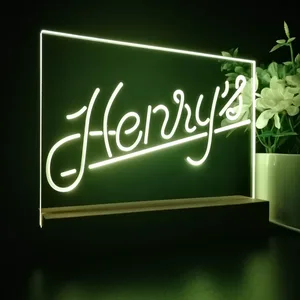 Henry's LED Desk Light