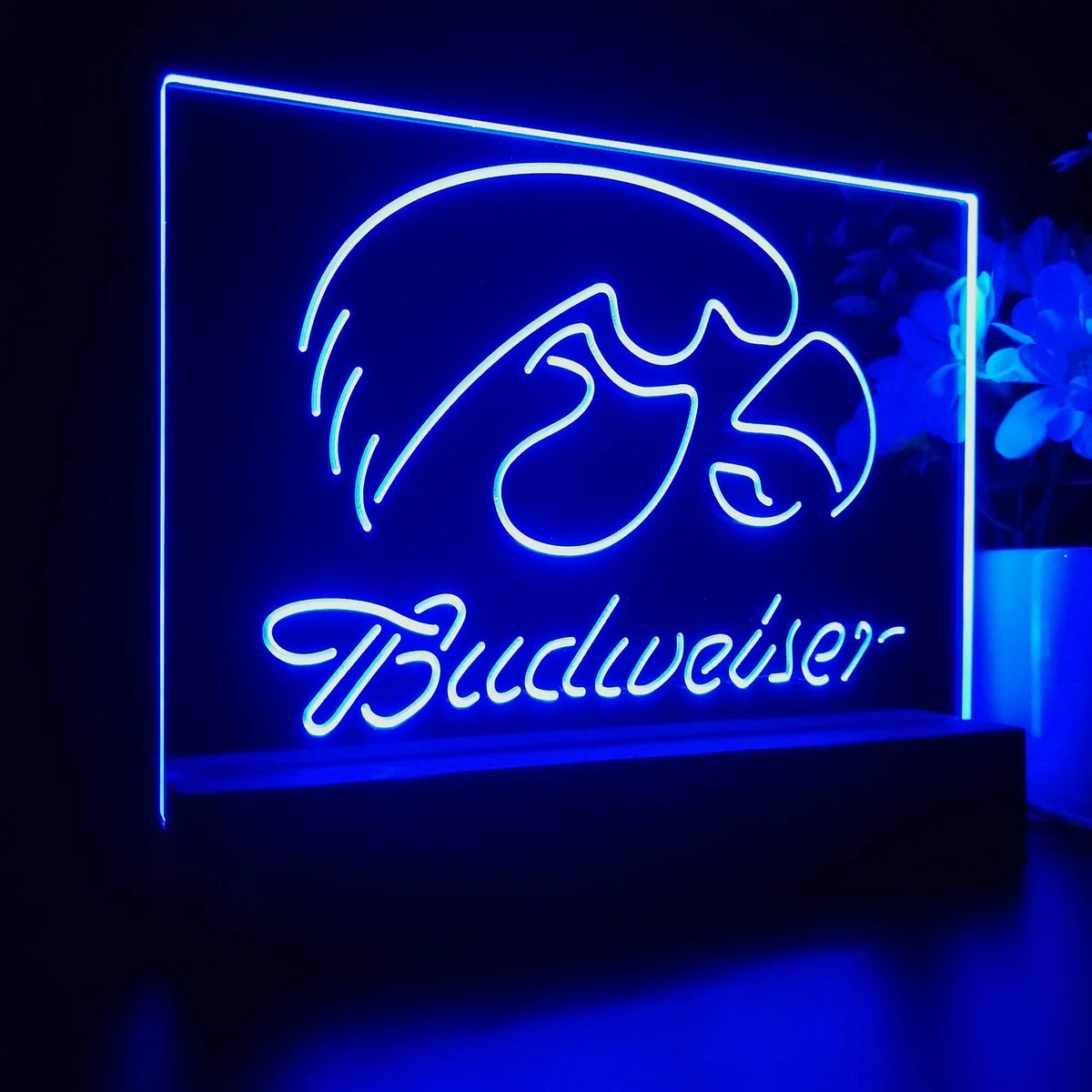 Iowa Hawkeyes Budweiser LED Desk Light