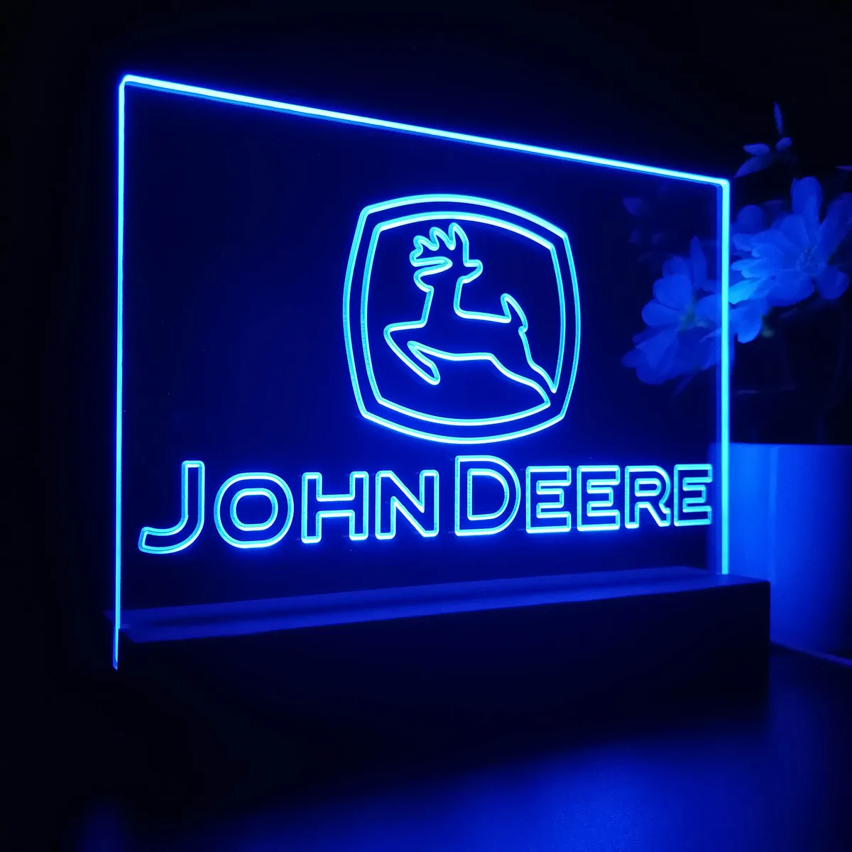 John Deere Logo 2 LED Desk Light