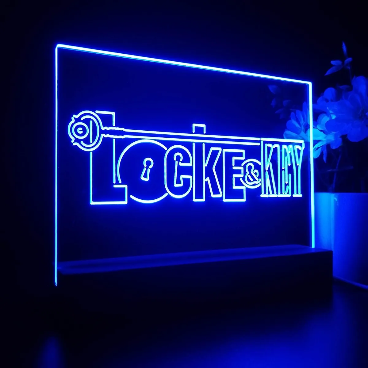 Locke & Key LED Desk Light