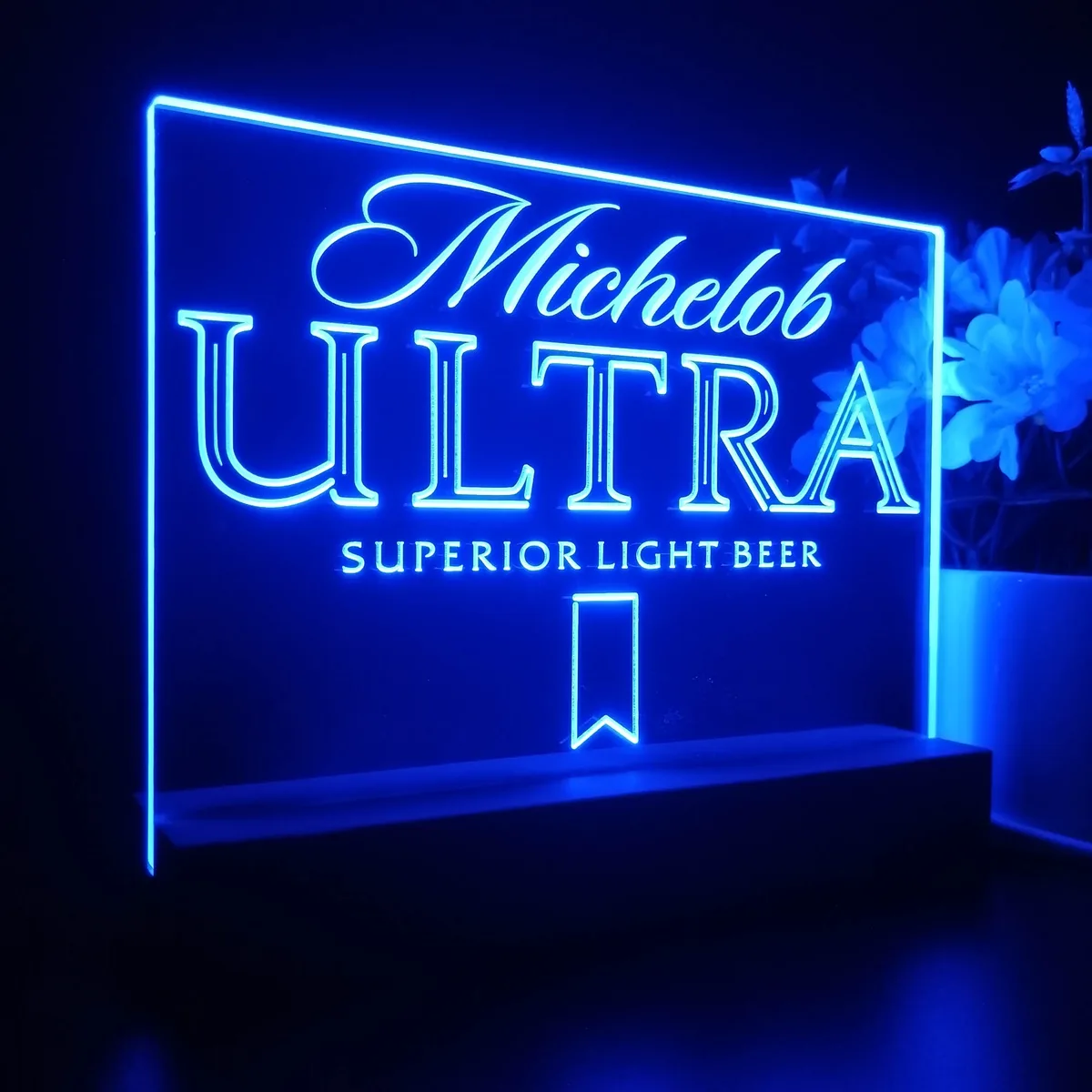 Michelob Ultra Superior Light Beer LED Desk Light