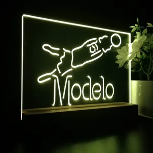 Modelo Soccer Goalie LED Desk Light