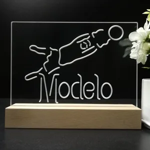 Modelo Soccer Goalie LED Desk Light
