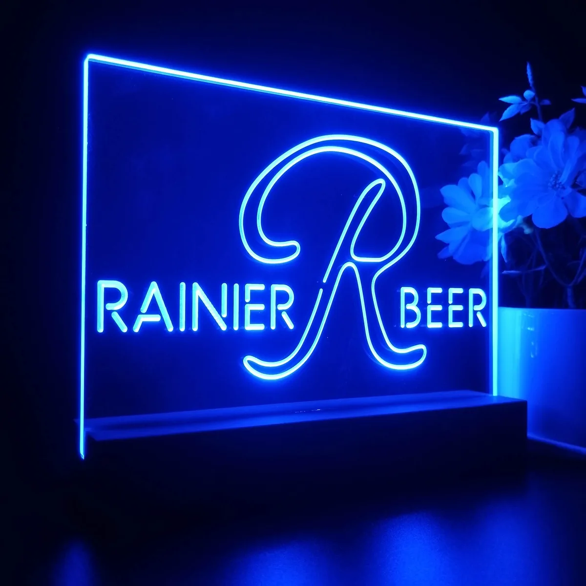 Rainier LED Desk Light