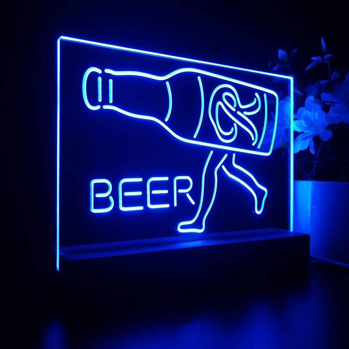 Rainier Walking bottle LED Desk Light
