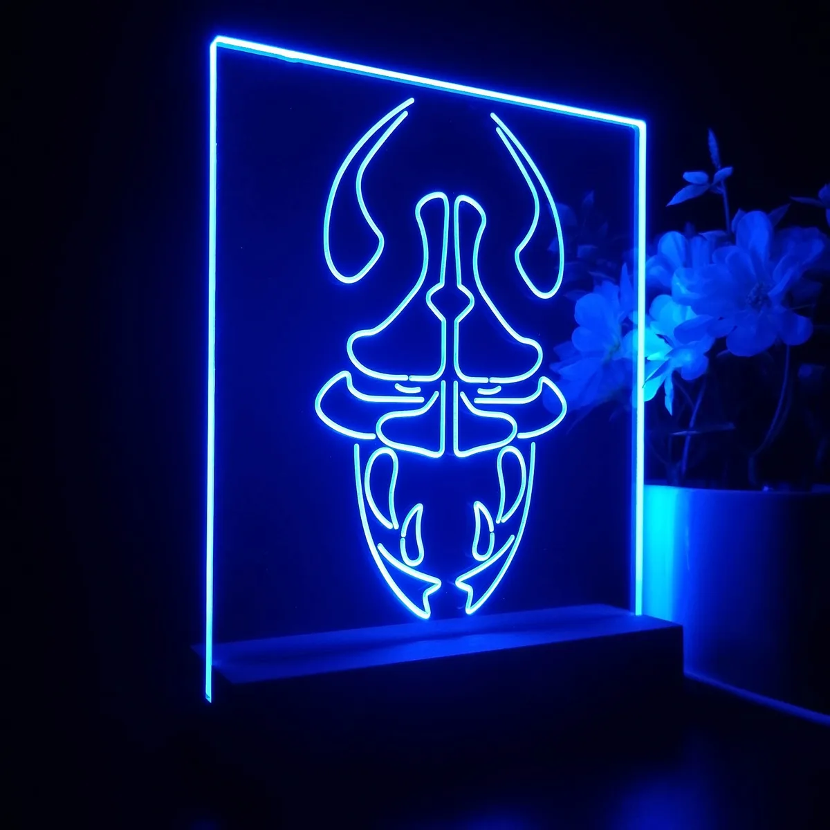 Ramen to Biiru Logo LED Desk Light