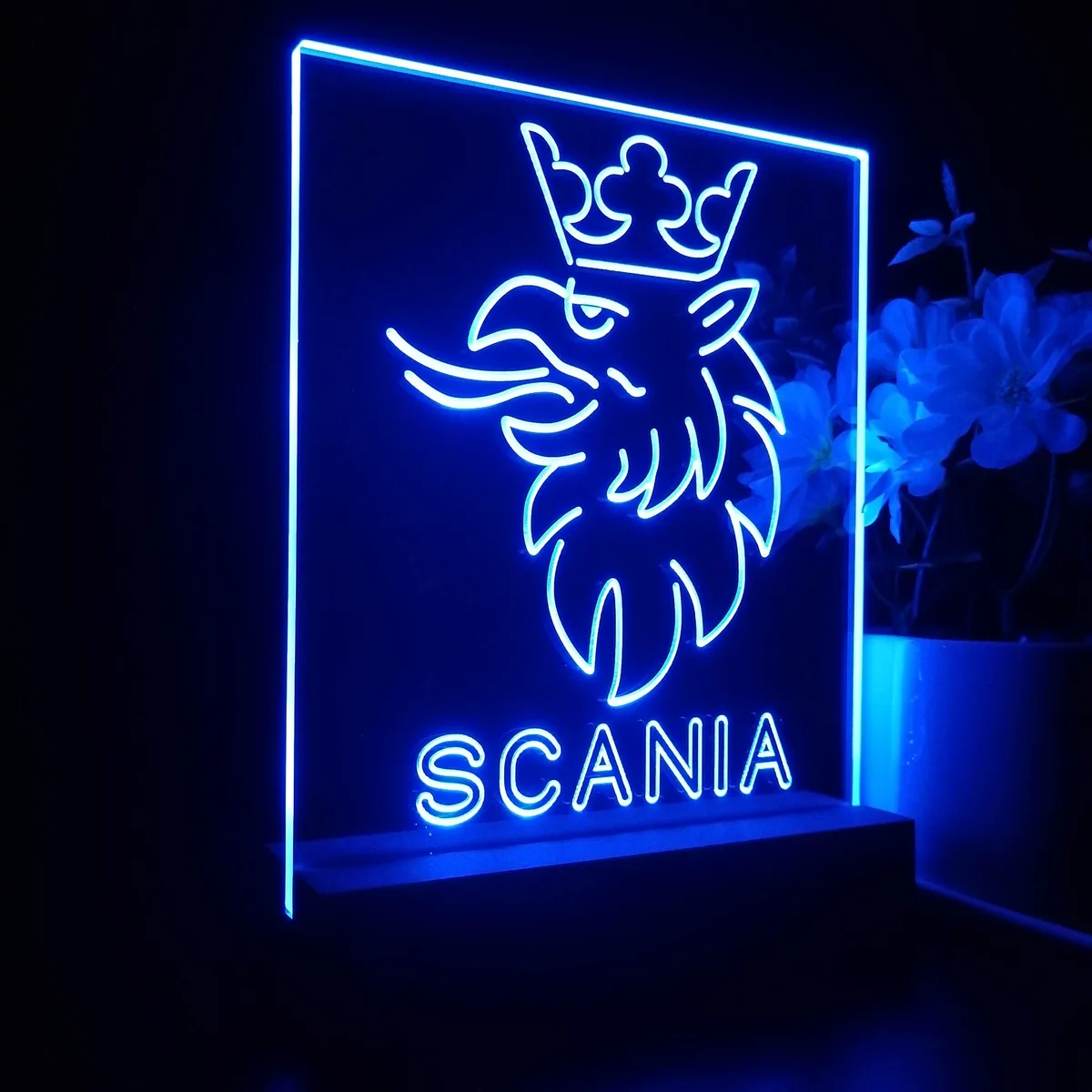 Scania Logo LED Desk Light