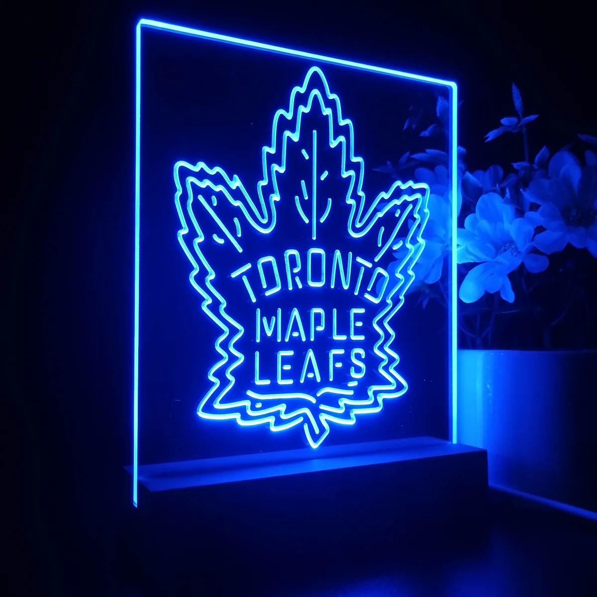 Toronto Maple Leafs Logo 2 LED Desk Light