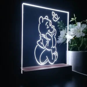 Winnie The Pooh Leaf LED Desk Light