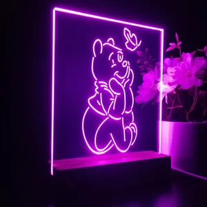 Winnie The Pooh Leaf LED Desk Light