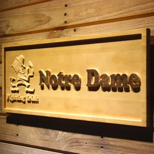 Notre Dame Fighting Irish Helmet Wood Sign